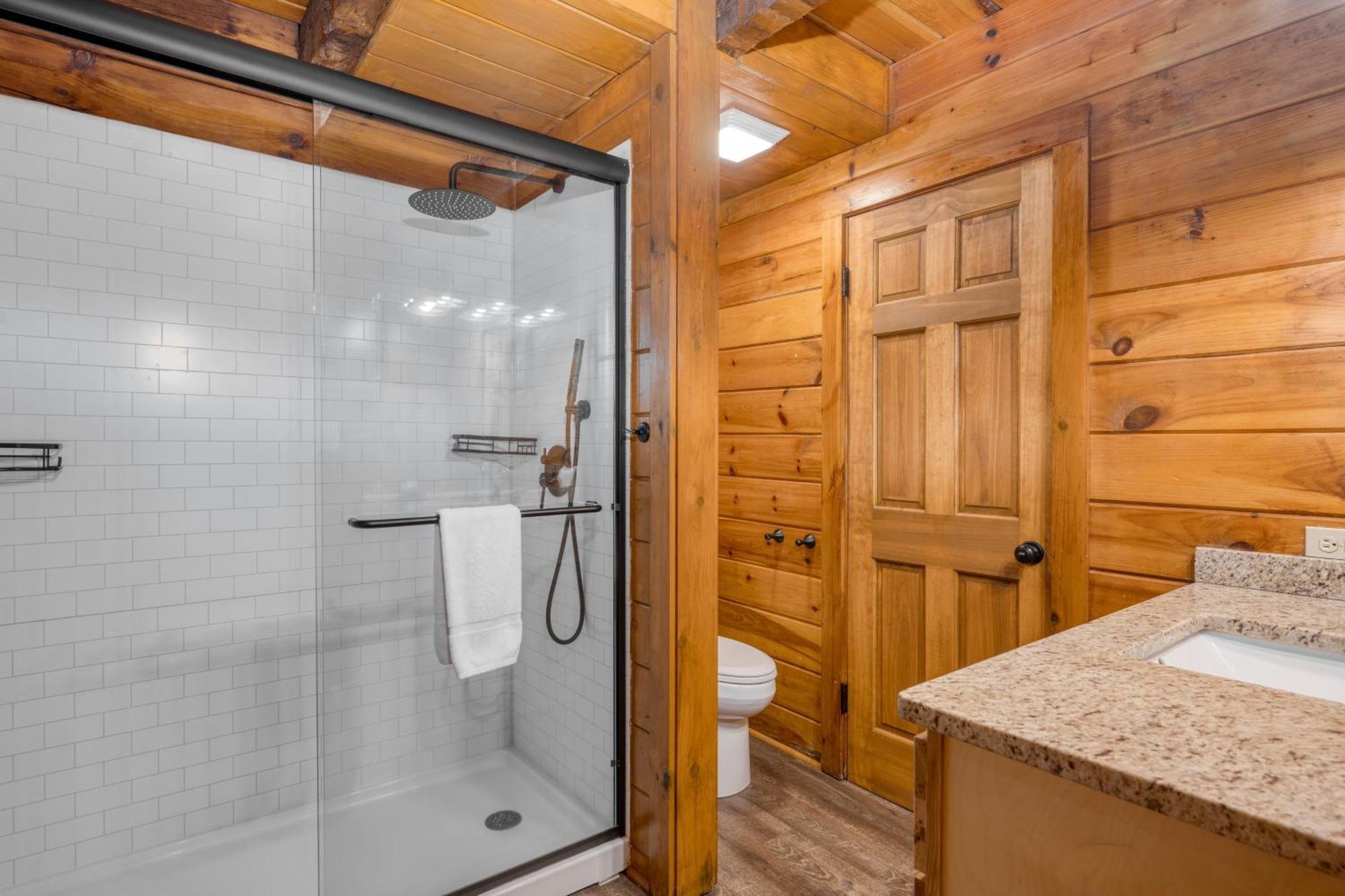 Dudley I By Avantstay Cosy Cabin W Hot Tub Incredible Views พิเจนฟอร์จ ภายนอก รูปภาพ